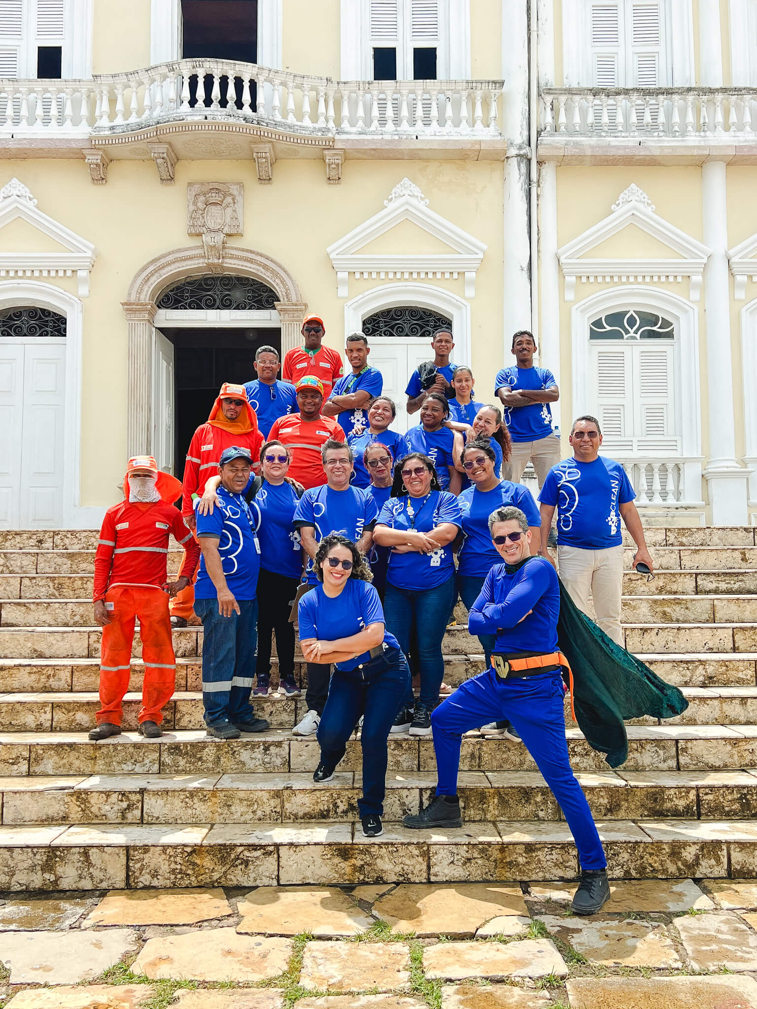 Dia Mundial da Limpeza: Bob Clean na Igreja da Sé